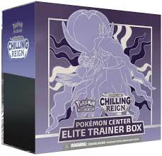 Pokémon TCG: Sword & Shield - Chilling Reign Pokémon Center Elite Trainer Box בצבע סגול, המבוסס על הפוקימון Shadow Rider Calyrex.